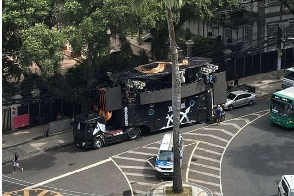 Navio Pirata já está a postos Crédito: Ana Lucia Albuquerque/CORREIO